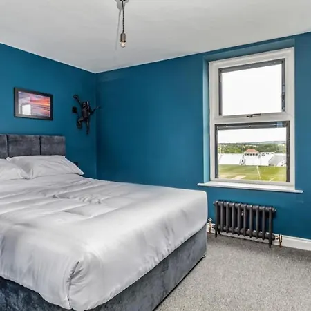 23 Trafalgar Square With Hot Tub And Cinema *