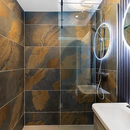 Vakantiehuis 23 Trafalgar Square With Hot Tub And Cinema *