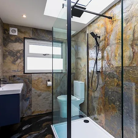 23 Trafalgar Square With Hot Tub And Cinema Ferienhaus Scarborough