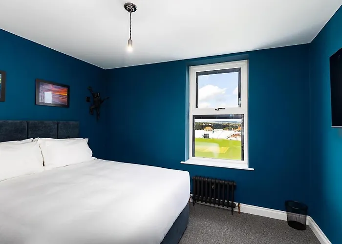 23 Trafalgar Square With Hot Tub And Cinema