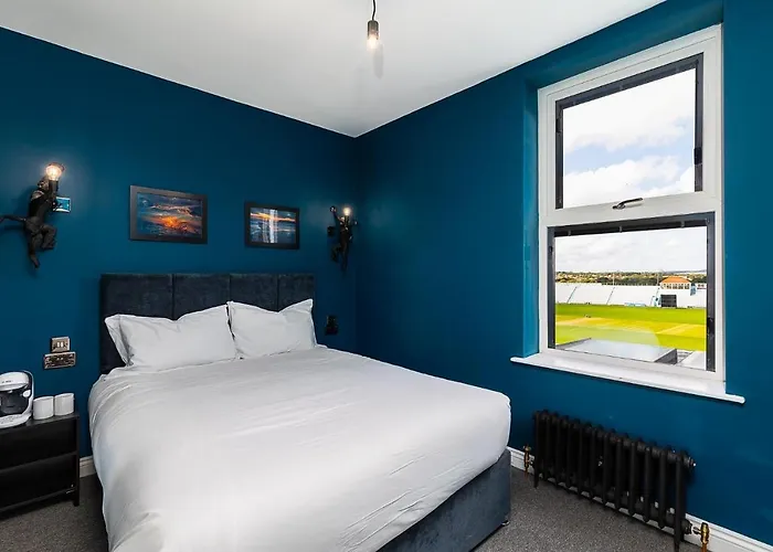 23 Trafalgar Square With Hot Tub And Cinema * Scarborough