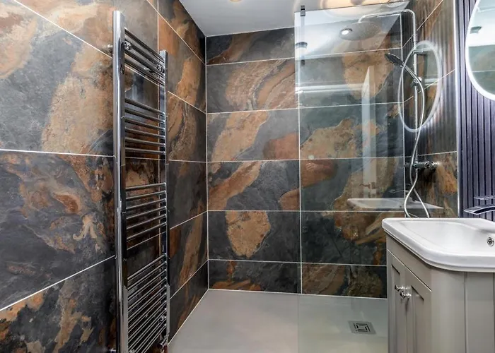 Prázdninový dům 23 Trafalgar Square With Hot Tub And Cinema *